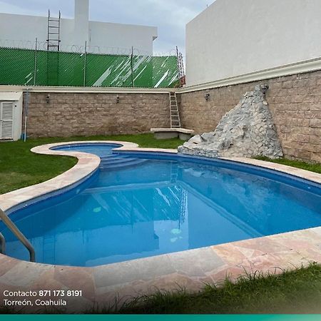 Room In Lodge - 18 Large Apartment For 2 People Torreón エクステリア 写真